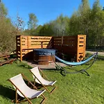 Vakantiehuis Debowy Zakatek - Z Sauna Lub Jacuzzi