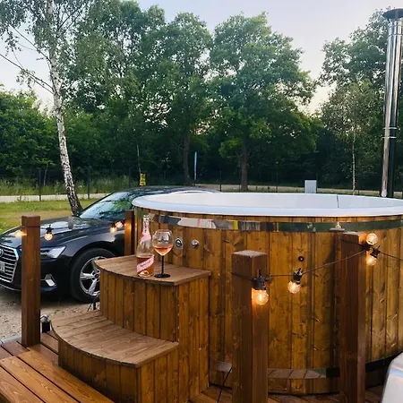 Debowy Zakatek - Z Sauna Lub Jacuzzi بيت للعطل